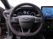 FORD_FORD_FOCUS_2444394_9.jpg