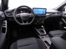 FORD_FORD_FOCUS_2444395_7.jpg