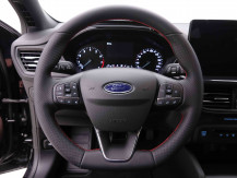 FORD_FORD_FOCUS_2444402_9.jpg