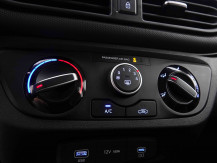 HYUNDAI_HYUNDAI_I10_2445924_12.jpg