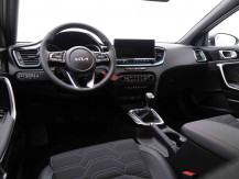 KIA_KIA_CEED_2445319_7.jpg