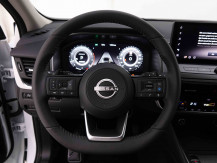 NISSAN_NISSAN_QASHQAI_2445812_10.jpg